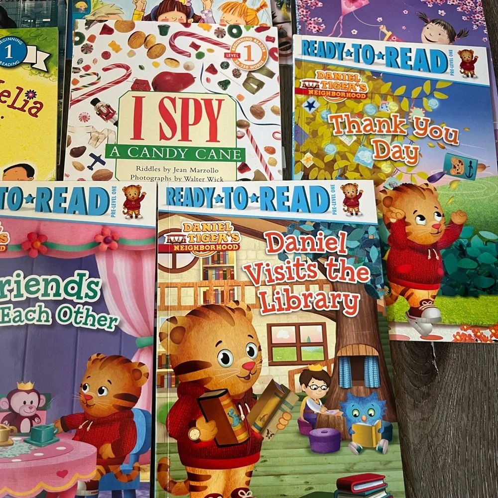 Children's Book Collection Set - Picture 7 of 8